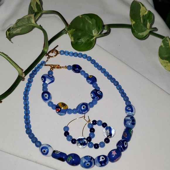 Indigo - Picture 2 of 3